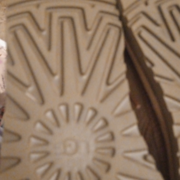 Baby fat UGG boots - Picture 4 of 9